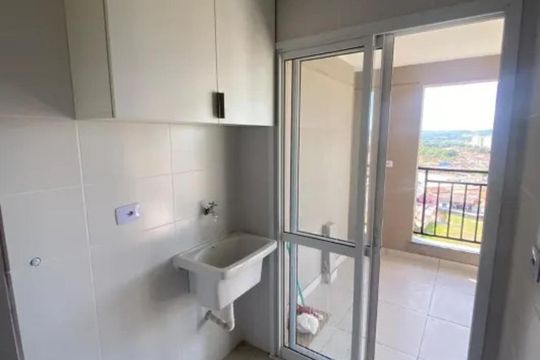 Área de serviço de apartamento para alugar com 2 quartos, 67m² em Jardim Beira Rio, Jacareí