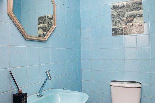 Banheiro da Suíte  de apartamento para alugar com 1 quarto, 35m² em Centro Histórico, Porto Alegre
