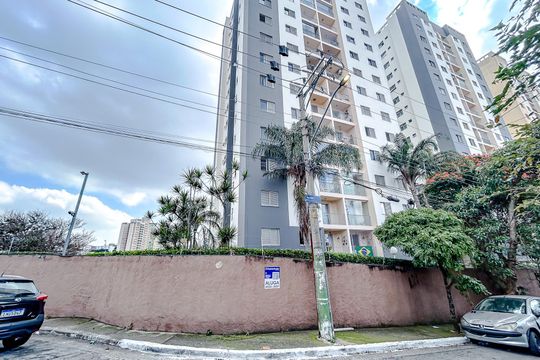 Fachada com Plaquinha de apartamento para alugar com 2 quartos, 60m² em Vila Mafra, São Paulo