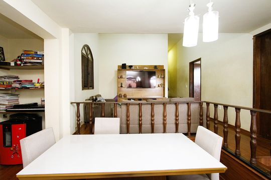 Sala de casa à venda com 4 quartos, 370m² em Jardim America, Belo Horizonte