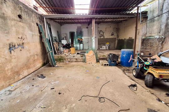 garagem - salao 1 de casa para alugar com 3 quartos, 125m² em Cidade Intercap, Taboão da Serra