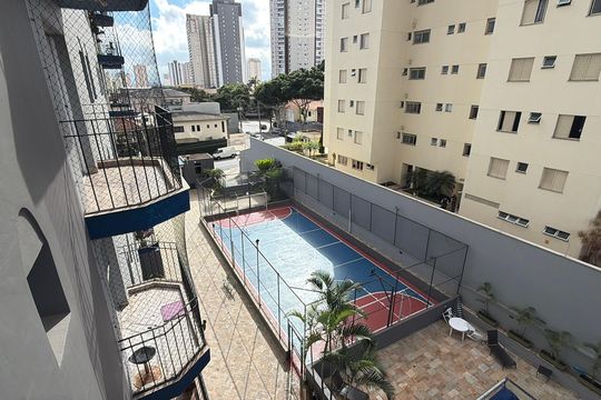 Sacada de apartamento à venda com 2 quartos, 79m² em Vila Bertioga, São Paulo