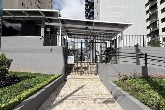 Fachada de apartamento à venda com 2 quartos, 79m² em Vila Bertioga, São Paulo