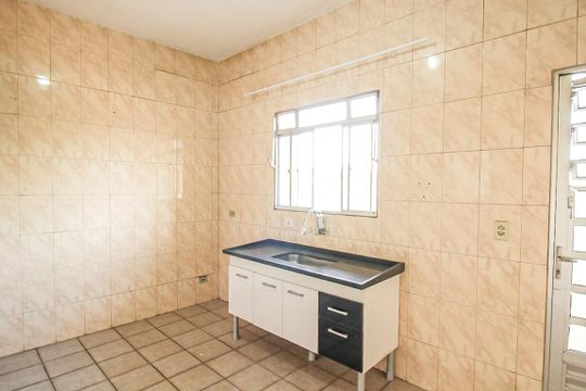 Cozinha de casa para alugar com 2 quartos, 70m² em Pirituba, São Paulo