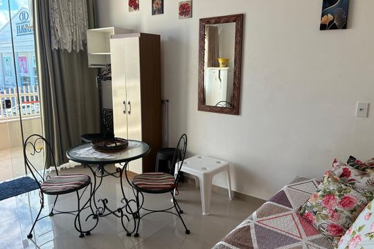Sala/Quarto de apartamento para alugar com 1 quarto, 22m² em Barreiros, São José