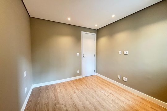 Quarto 1 de apartamento à venda com 3 quartos, 77m² em Vila Nova Conceição, São Paulo