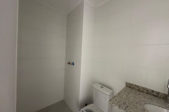 Banheiro de apartamento para alugar com 1 quarto, 48m² em Jardim Esperanca, Barueri