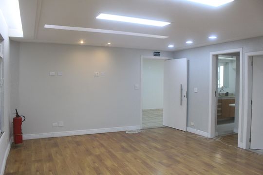 Sala de casa para alugar com 4 quartos, 350m² em Barcelona, São Caetano do Sul