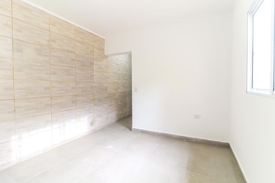 Sala de casa para alugar com 1 quarto, 40m² em Jardim Lajeado, São Paulo