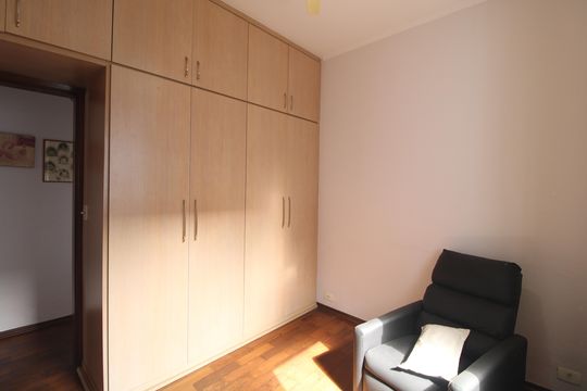 Quarto 2 de casa para alugar com 3 quartos, 157m² em Planalto Paulista, São Paulo