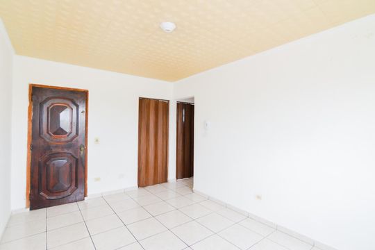 Sala de apartamento à venda com 2 quartos, 55m² em Jardim Cocaia, Guarulhos