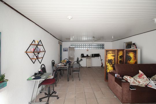 Garagem de casa à venda com 4 quartos, 200m² em Rubem Berta, Porto Alegre