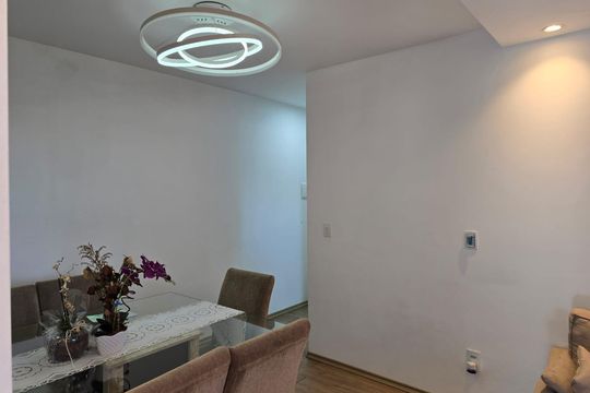Sala  de apartamento à venda com 2 quartos, 51m² em Ponte Grande, Guarulhos