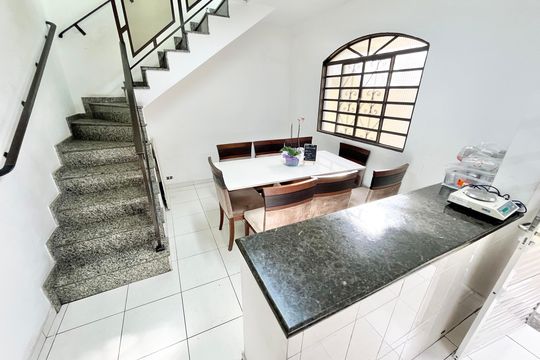 Sala de Jantar de casa à venda com 3 quartos, 259m² em Brasilândia, São Paulo