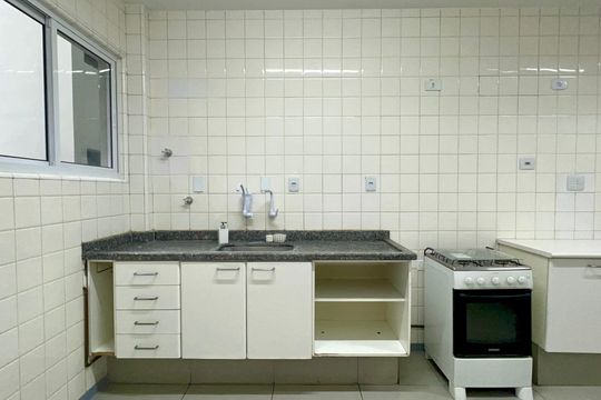 Cozinha de apartamento para alugar com 3 quartos, 156m² em Pinheiros, São Paulo