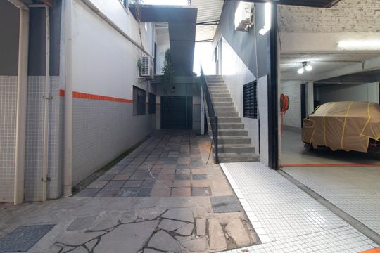 Quintal de casa para alugar com 5 quartos, 1300m² em Partenon, Porto Alegre