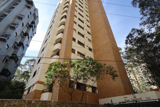 Fachada de apartamento à venda com 3 quartos, 105m² em Vila Andrade, São Paulo
