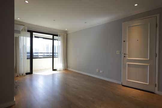 Sala de apartamento à venda com 3 quartos, 105m² em Vila Andrade, São Paulo