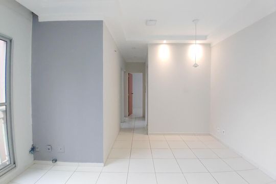 Sala de apartamento para alugar com 3 quartos, 75m² em Jardim Patricia, Uberlândia