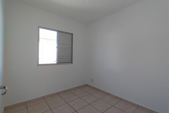 Quarto de casa de condomínio para alugar com 3 quartos, 95m² em Gávea, Uberlândia