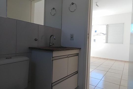 Cozinha de casa de condomínio para alugar com 3 quartos, 95m² em Gávea, Uberlândia