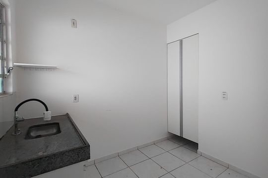 Cozinha de casa de condomínio para alugar com 3 quartos, 95m² em Gávea, Uberlândia