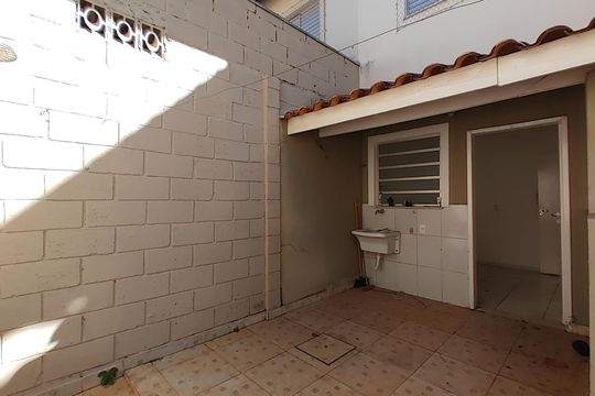 Casa de Condomínio para alugar com 3 quartos, 95m² em Gávea, Uberlândia