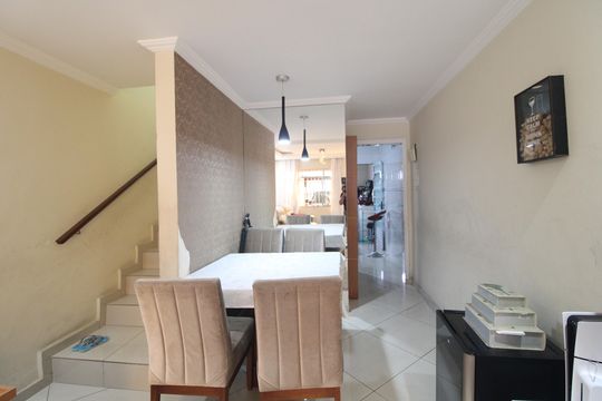 Sala de casa à venda com 2 quartos, 70m² em Interlagos, São Paulo