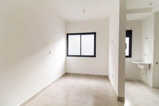 Apartamento à venda com 2 quartos, 42m² em Vila Jacuí, São Paulo