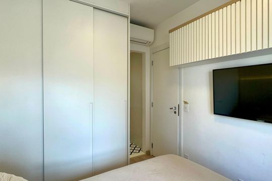 Suite de apartamento à venda com 1 quarto, 47m² em Vila Anglo Brasileira, São Paulo