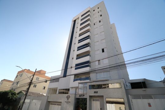 Fachada de apartamento para alugar com 2 quartos, 70m² em Santa Mônica, Uberlândia