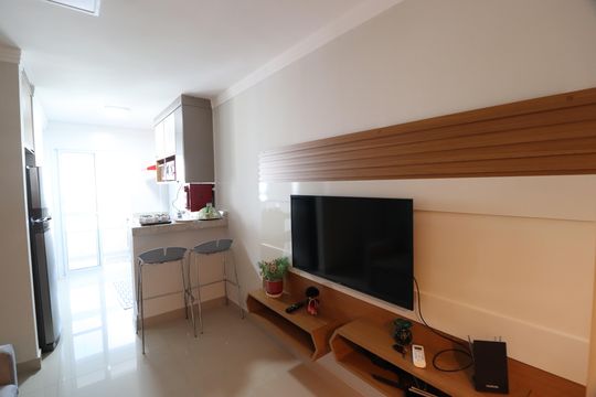 Sala de apartamento para alugar com 2 quartos, 70m² em Santa Mônica, Uberlândia