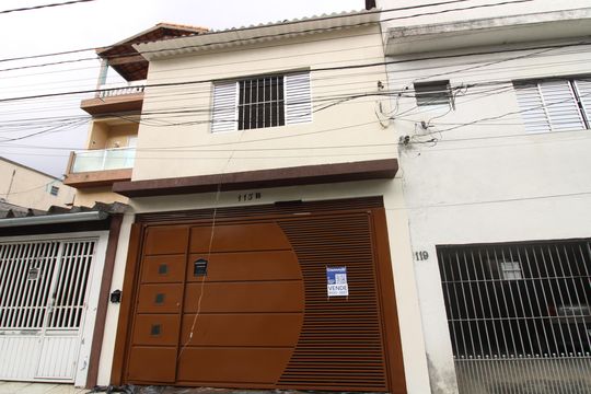 Fachada de casa à venda com 3 quartos, 150m² em Jardim Maringa, São Paulo