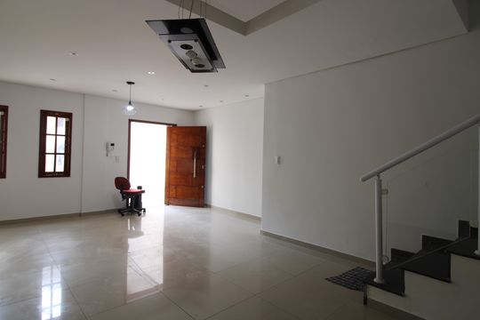 Casa à venda com 3 quartos, 150m² em Jardim Maringa, São Paulo
