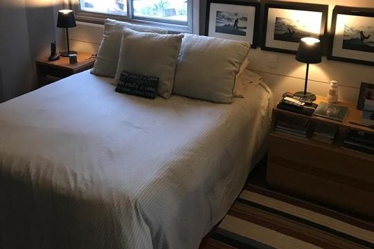 Quarto de apartamento à venda com 2 quartos, 90m² em Lagoa, Rio de Janeiro
