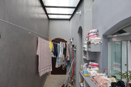 Área de Serviço de casa para alugar com 4 quartos, 440m² em Vila Lucia, São Paulo