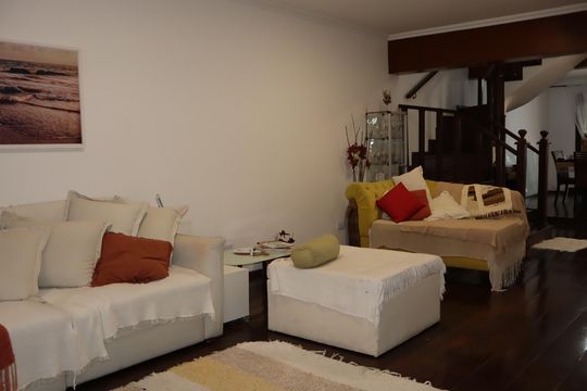 Casa para alugar com 4 quartos, 440m² em Vila Lucia, São Paulo