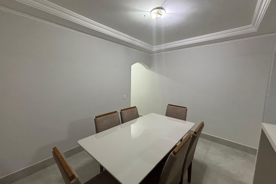 Sala de jantar  de casa para alugar com 3 quartos, 313m² em Lageado, Ferraz de Vasconcelos