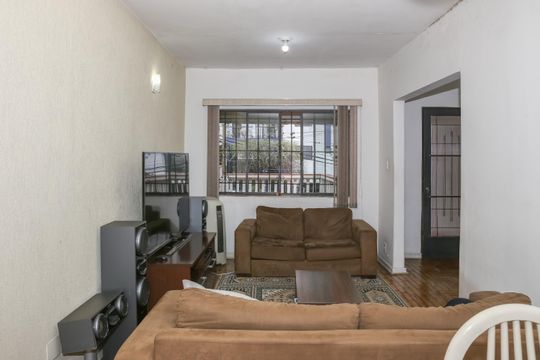 Sala de casa à venda com 4 quartos, 150m² em Perdizes, São Paulo