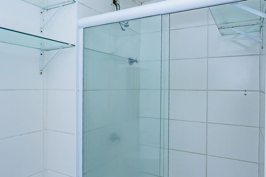 Banheiro de apartamento para alugar com 2 quartos, 42m² em Vila Siqueira (zona Norte), São Paulo