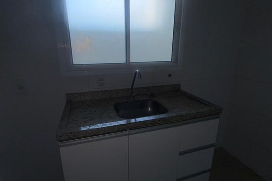 Cozinha de apartamento para alugar com 1 quarto, 30m² em Catumbi, São Paulo