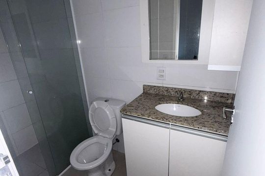 Banheiro de apartamento para alugar com 1 quarto, 30m² em Catumbi, São Paulo
