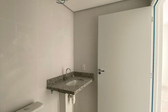 Banheiro de apartamento à venda com 1 quarto, 42m² em Vila da Saúde, São Paulo