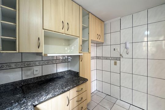 Cozinha  de apartamento para alugar com 2 quartos, 54m² em Demarchi, São Bernardo do Campo
