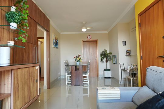 Sala  de apartamento à venda com 3 quartos, 102m² em Esplanada, Belo Horizonte