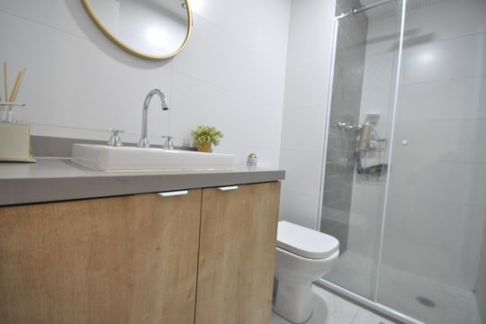 Banheiro Social de apartamento à venda com 3 quartos, 80m² em Tucuruvi, São Paulo