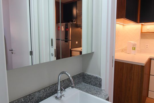 Banheiro de apartamento para alugar com 1 quarto, 32m² em Butantã, São Paulo