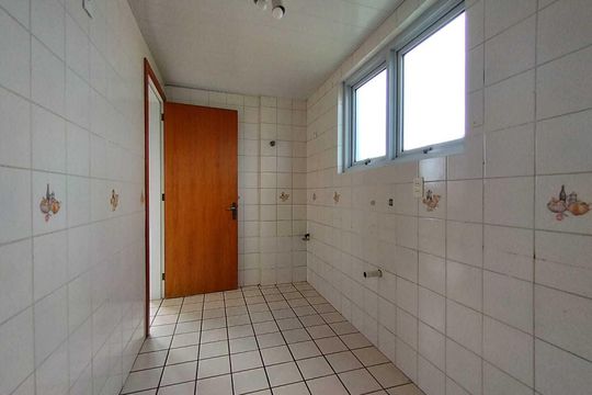 Cozinha de apartamento para alugar com 2 quartos, 70m² em Centro, Novo Hamburgo