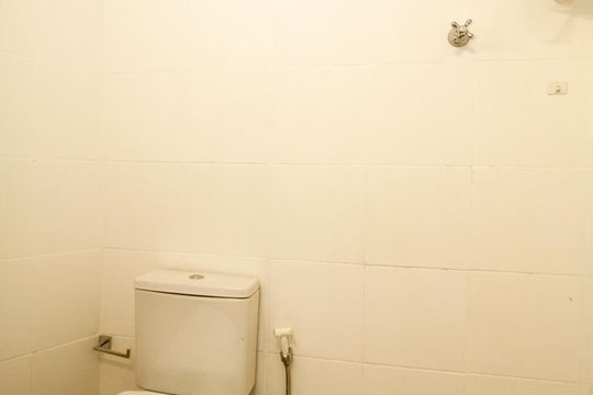 Banheiro de casa para alugar com 1 quarto, 60m² em Vila Madalena, São Paulo