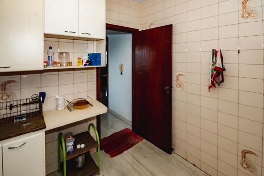 Casa para alugar com 4 quartos, 360m² em Floramar, Belo Horizonte